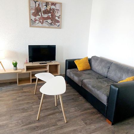 Le Montauriol - Logement Avec Terrasse - Piscine -Tennis - Place De Parking Privee Apartment Montauban Luaran gambar