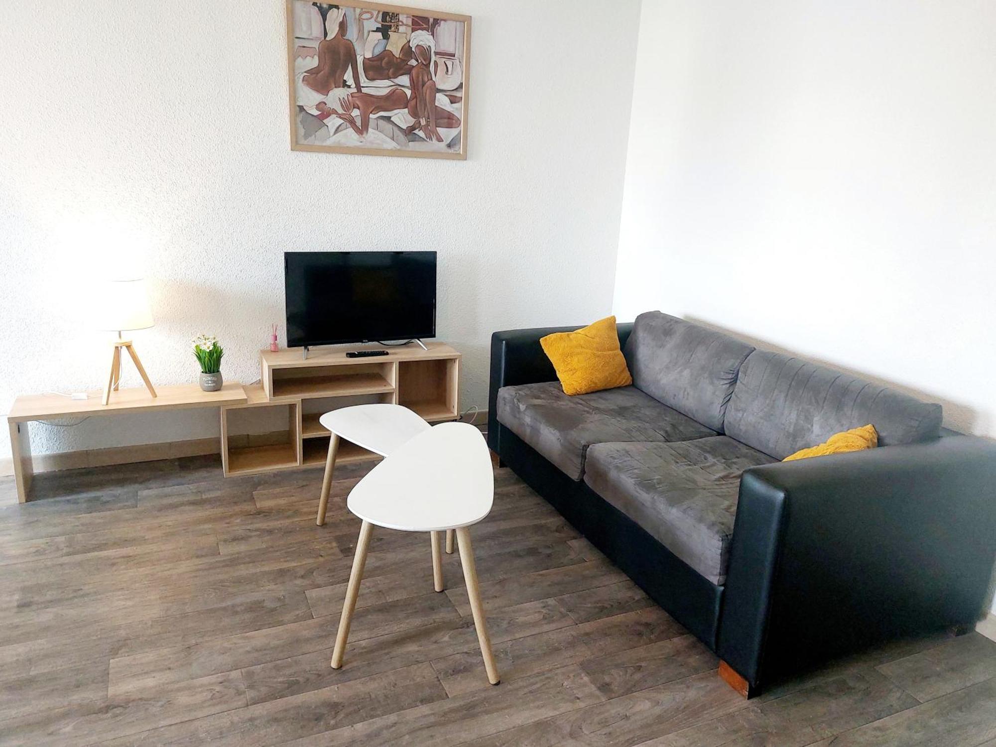 Le Montauriol - Logement Avec Terrasse - Piscine -Tennis - Place De Parking Privee Apartment Montauban Luaran gambar